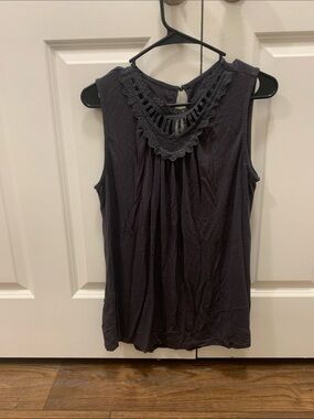 Sleeveless Crochet Yoke Tank Top - Charcoal